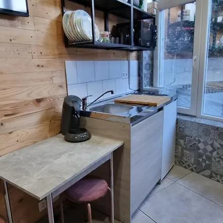 La Petite Maison A Jupille Apartament *